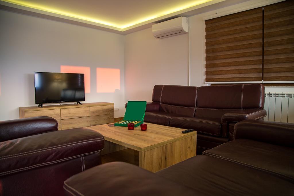 Villa Sky Сараево Стая снимка